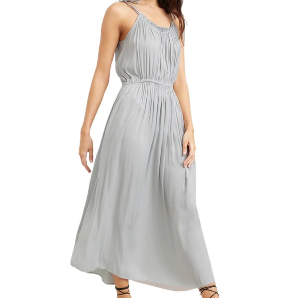 Greek-style flowy dress. Dress up or dress down.